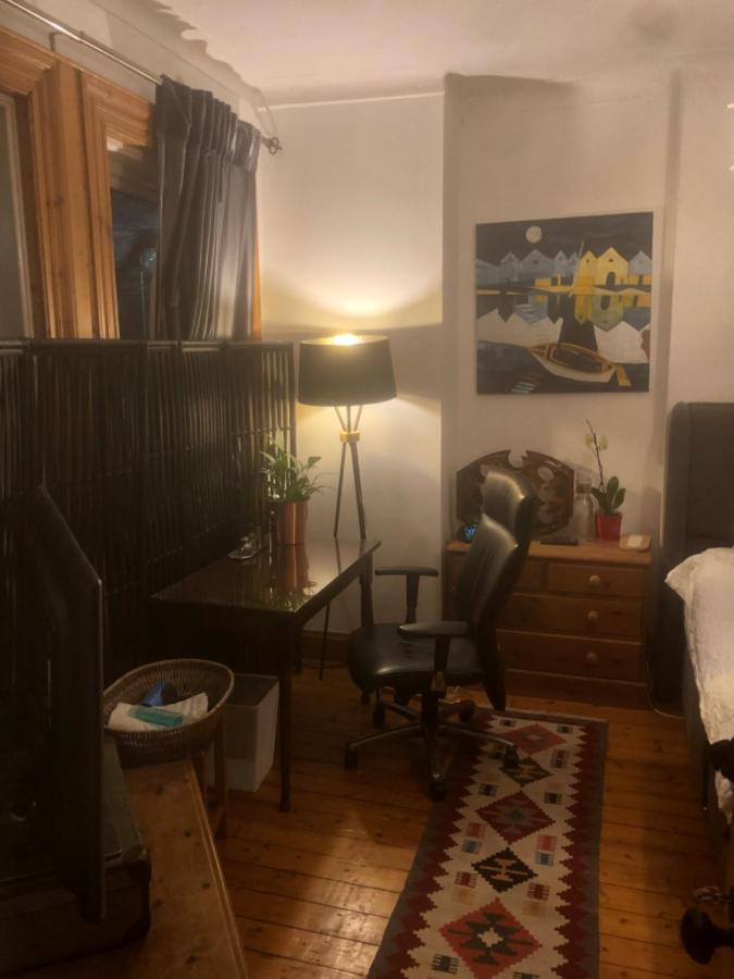 Victorian Elegance In *